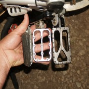 Footpeg-comparred-3-1
